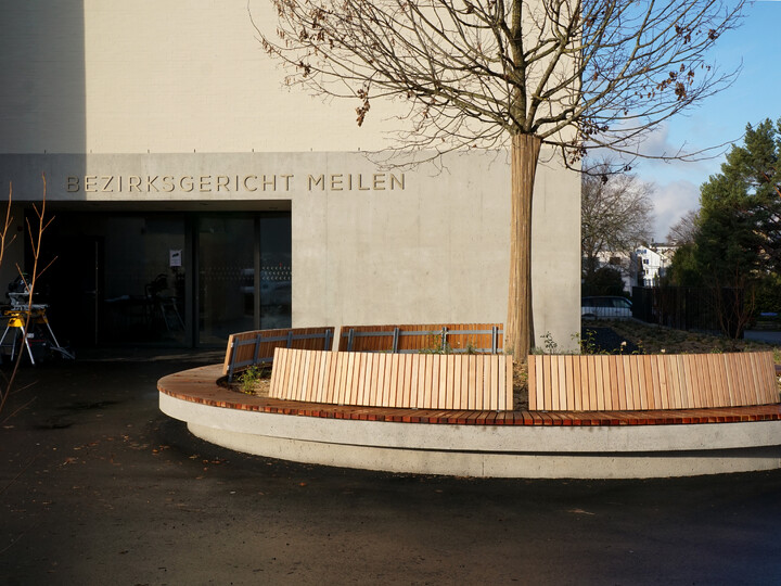 FEINFORM Grafik, Zürich - Atelier für Signaletik und Corporate Design - Projekte: Bezirksgericht Meilen