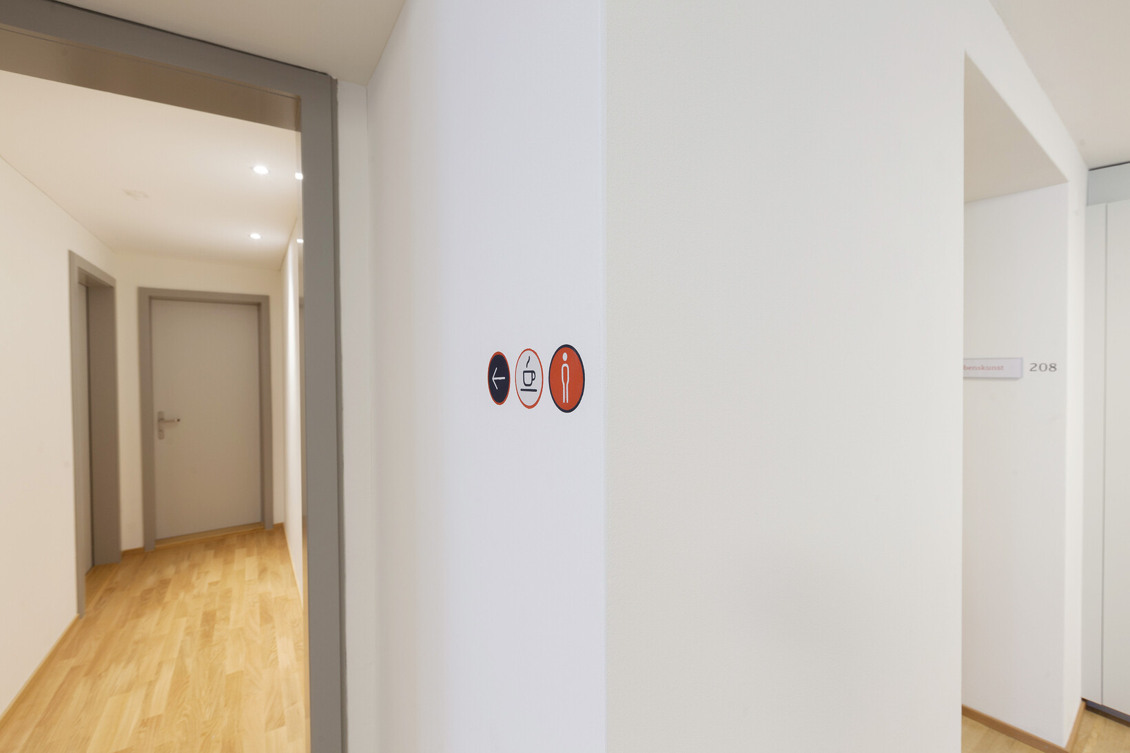 FEINFORM Grafik, Zürich - Atelier für Signaletik und Corporate Design: Projekt Domzentrum