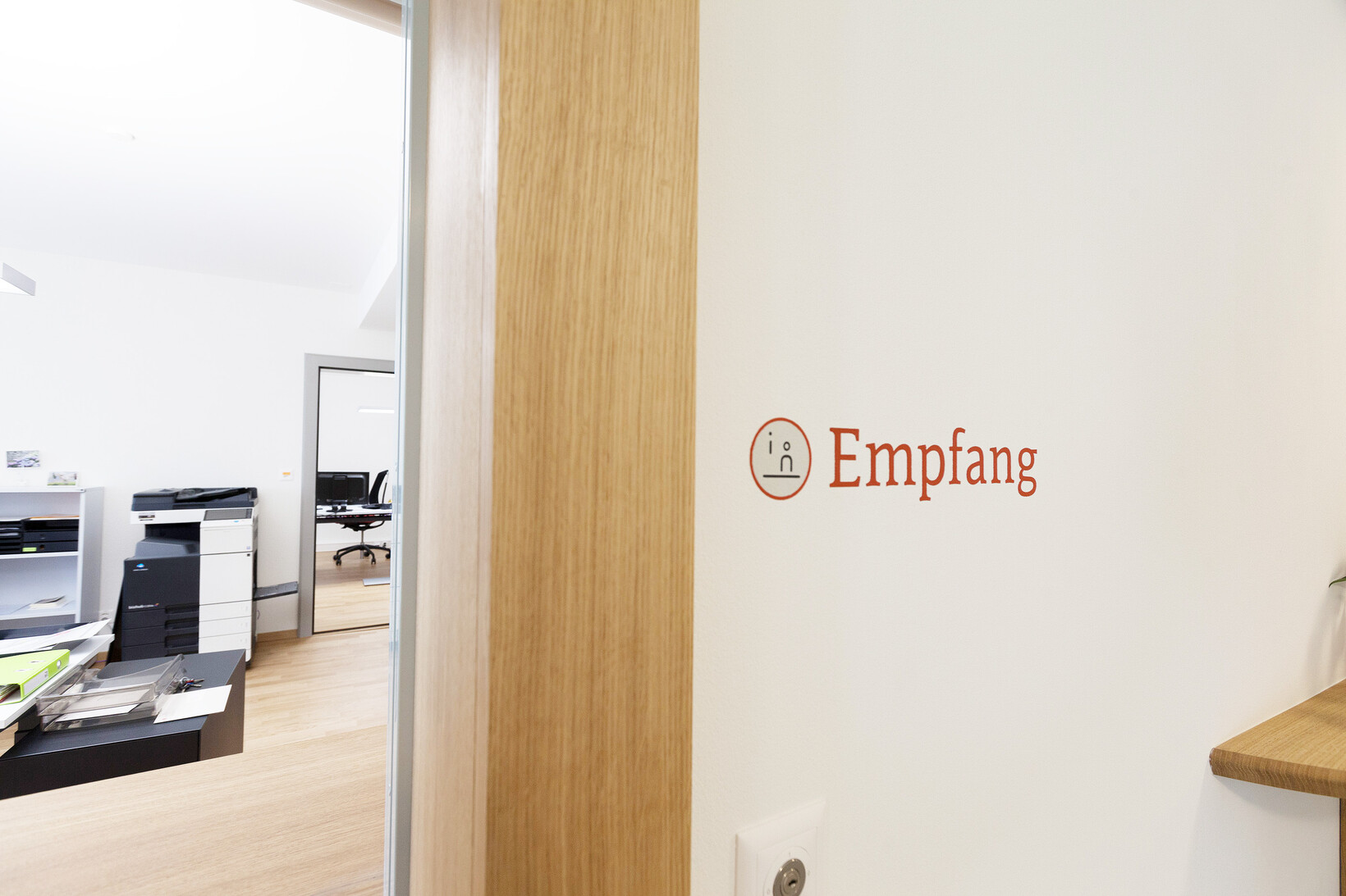 FEINFORM Grafik, Zürich - Atelier für Signaletik und Corporate Design: Projekt Domzentrum