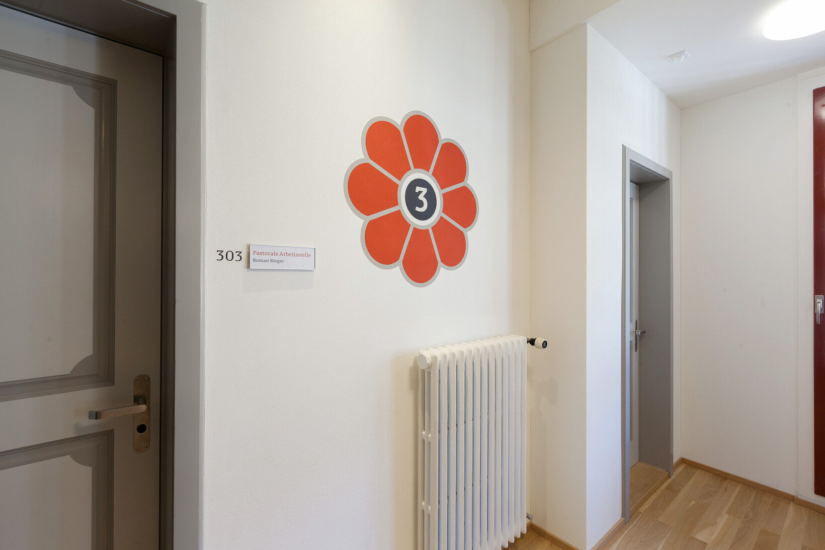 FEINFORM Grafik, Zürich - Atelier für Signaletik und Corporate Design: Projekt Domzentrum